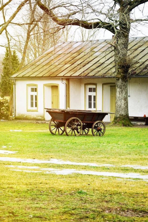 Vanatoa Taluhotell Koguva Luaran gambar
