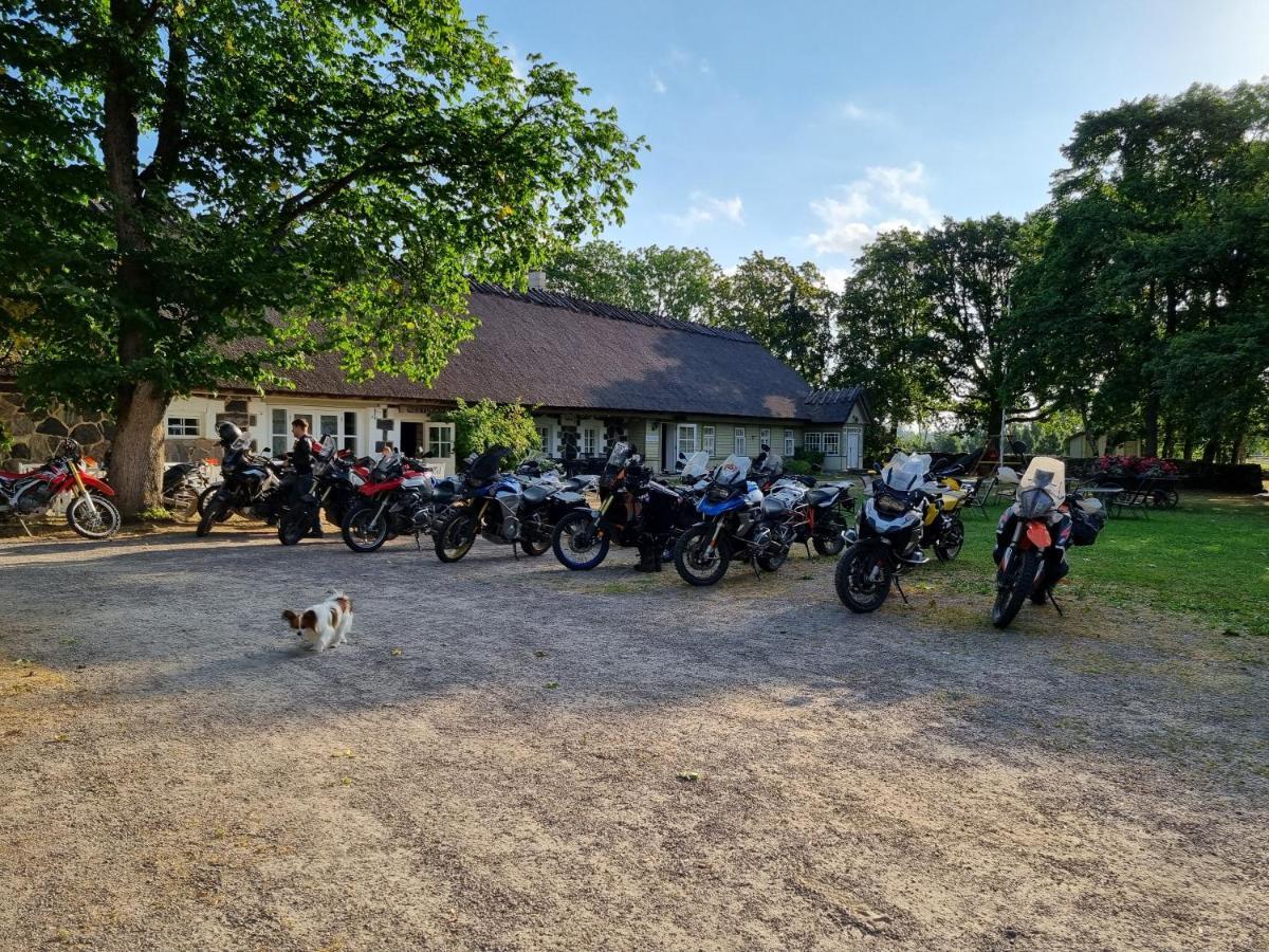 Vanatoa Taluhotell Koguva Luaran gambar