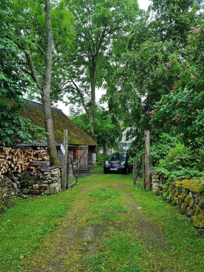 Vanatoa Taluhotell Koguva Luaran gambar